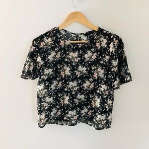 Club Monaco Crop Top blouse
